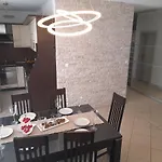 Mel&stef With Swimming Pool Ideal For Family Vacation Apartment Pula