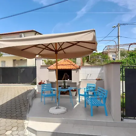 Apartment Mel&stef With Swimming Pool Ideal For Family Vacation Pula