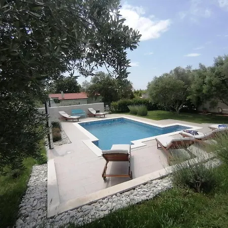דירה Mel&stef With Swimming Pool Ideal For Family Vacation *